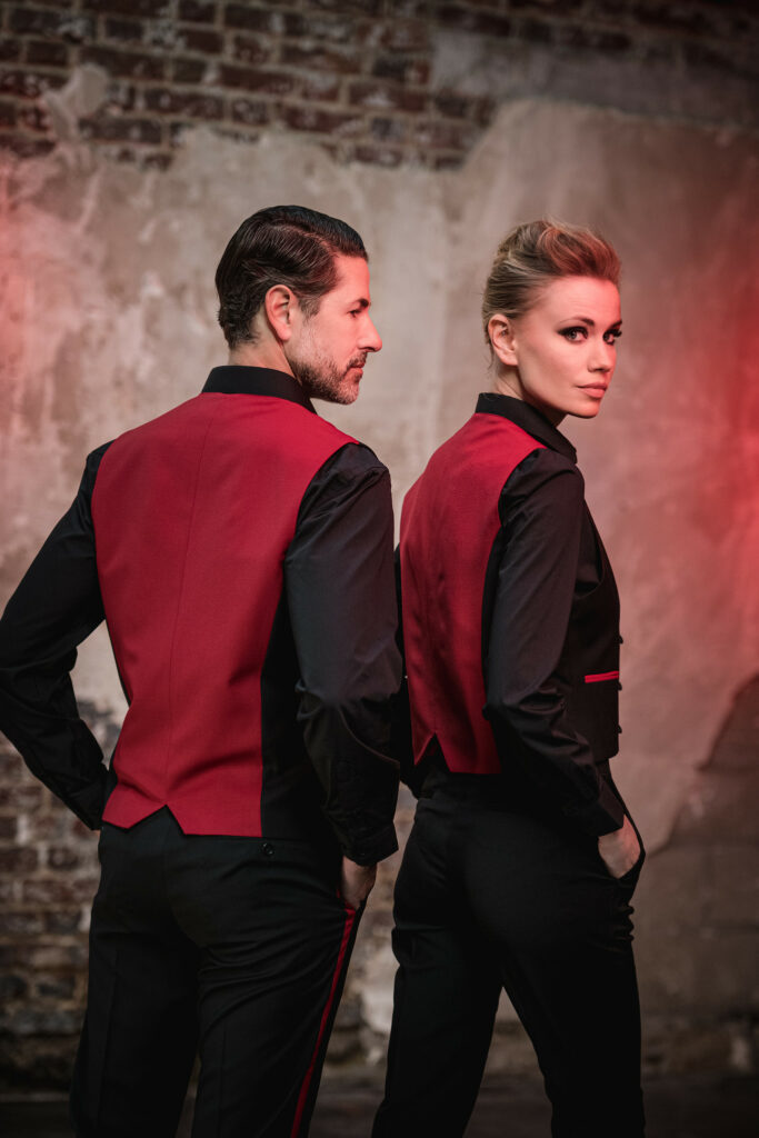 Campagne publicitaire- Servi- Marque d' uniforme et vêtements d'hôtellerie