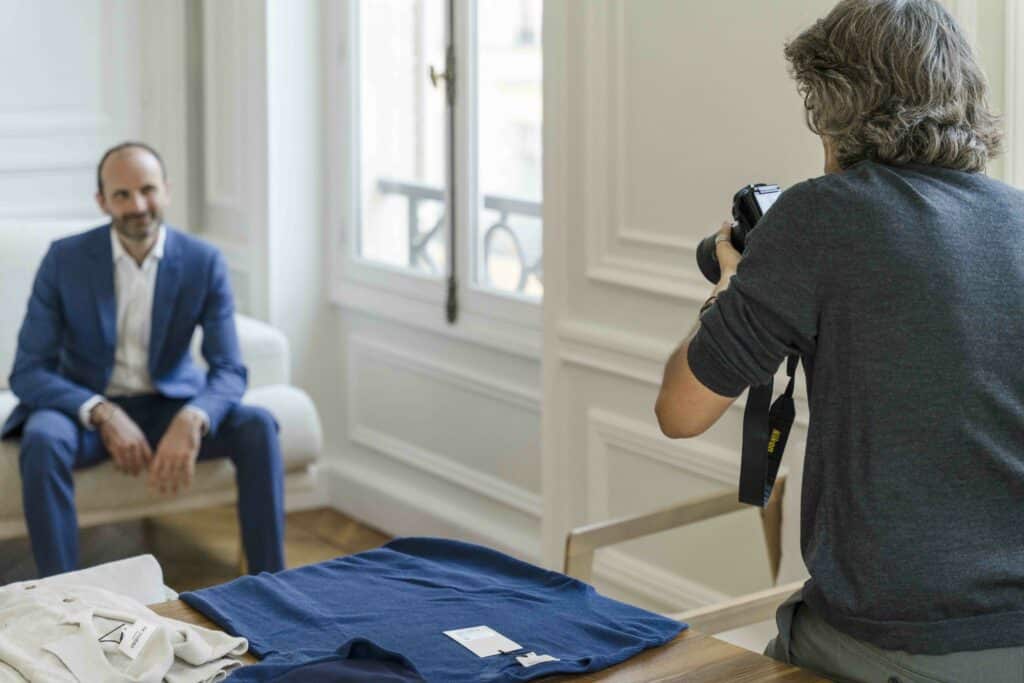 Séance portrait de dirigeant au siège de l'entreprise Urgo